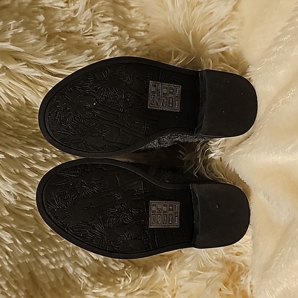 Blowfish Malibu Stiggy-T Gray Flannel Toddler Baby Boot Booties Size 6 Girls - Picture 7 of 10